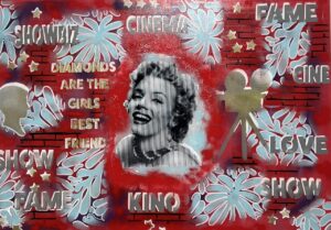 Laugh with Marilyn